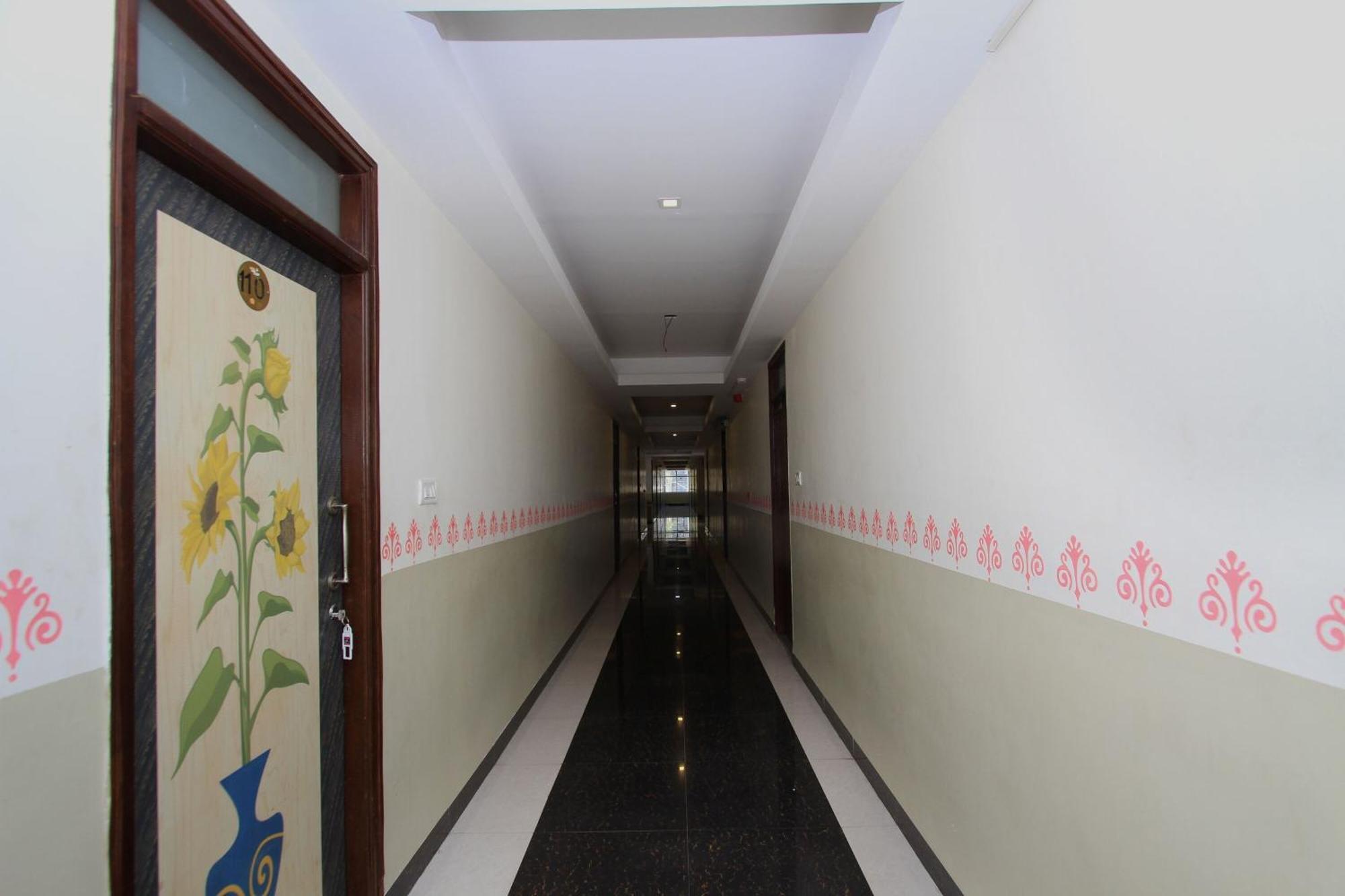Hotel O Sri Sai Residency Bidadi Екстериор снимка